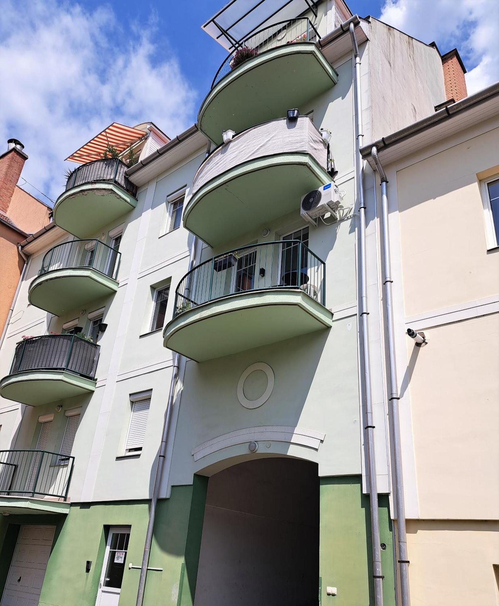 Bb21 Apartman Eger - City Centre Exteriör bild
